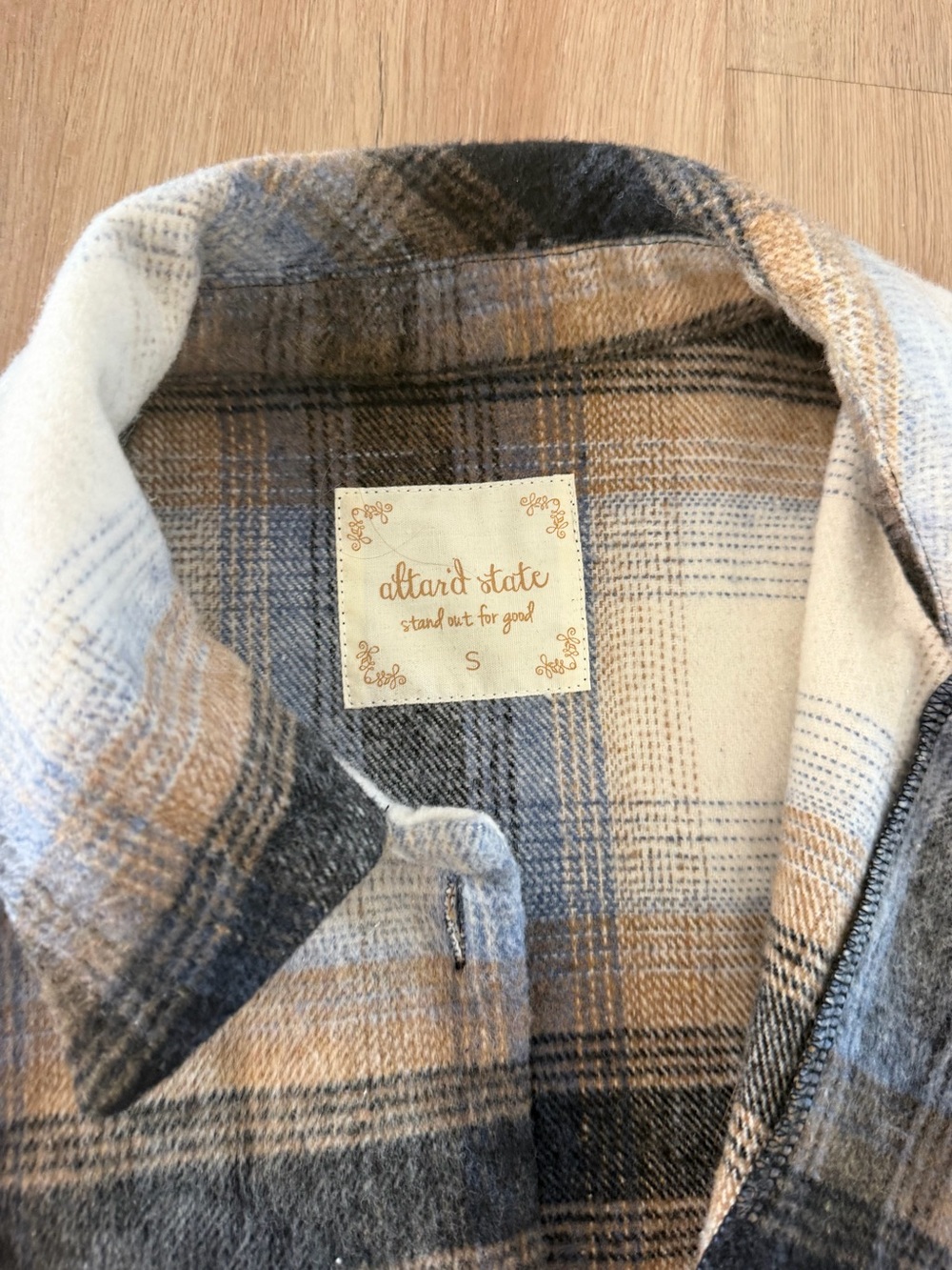 Altar'd State Men's Plaid Shirt Jacket in Cream, Gray & Tan